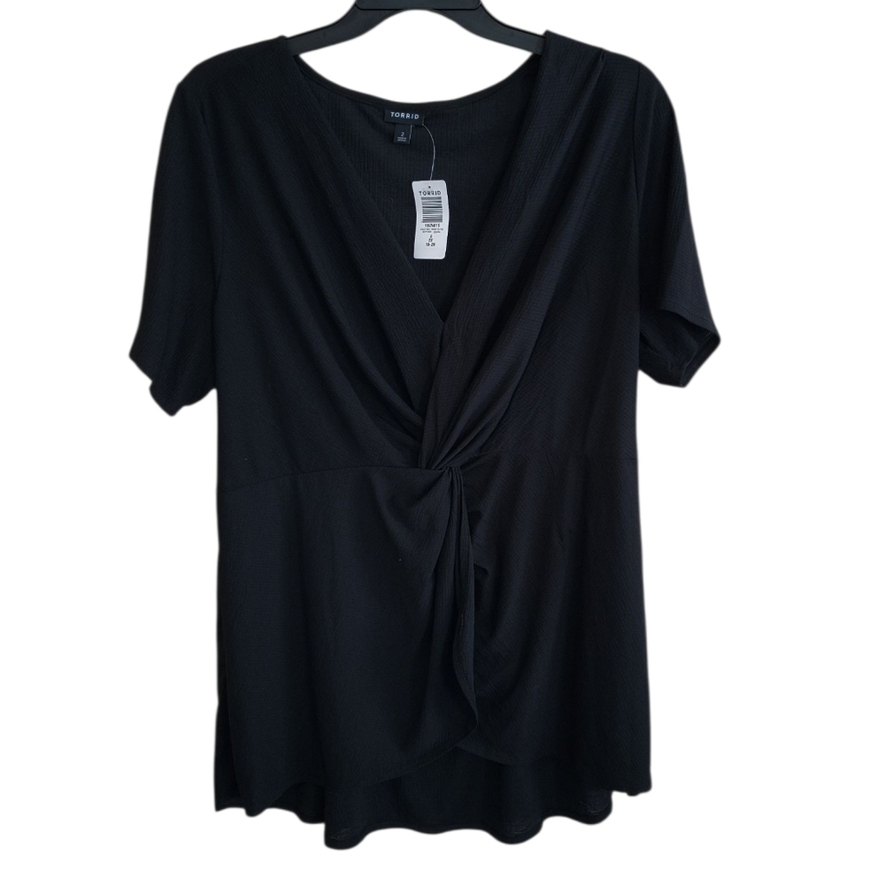 Torrid Black Twist Short Sleeve Tee